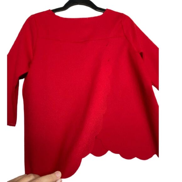 Medium Scalloped Top, Francescas Everly - Picture 3 of 9